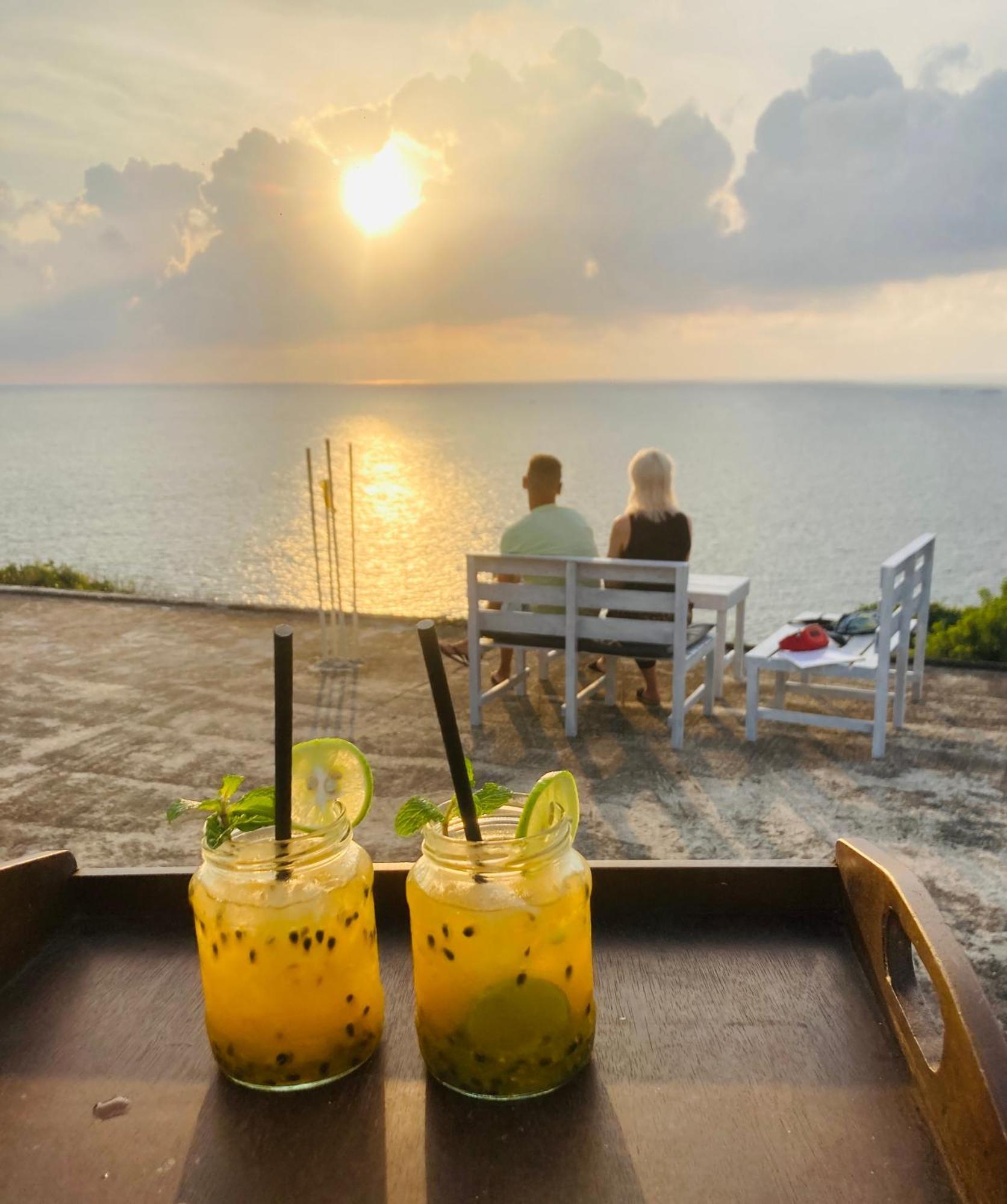 Jungle Beach Restaurant And Hotel-Jbr كالي المظهر الخارجي الصورة
