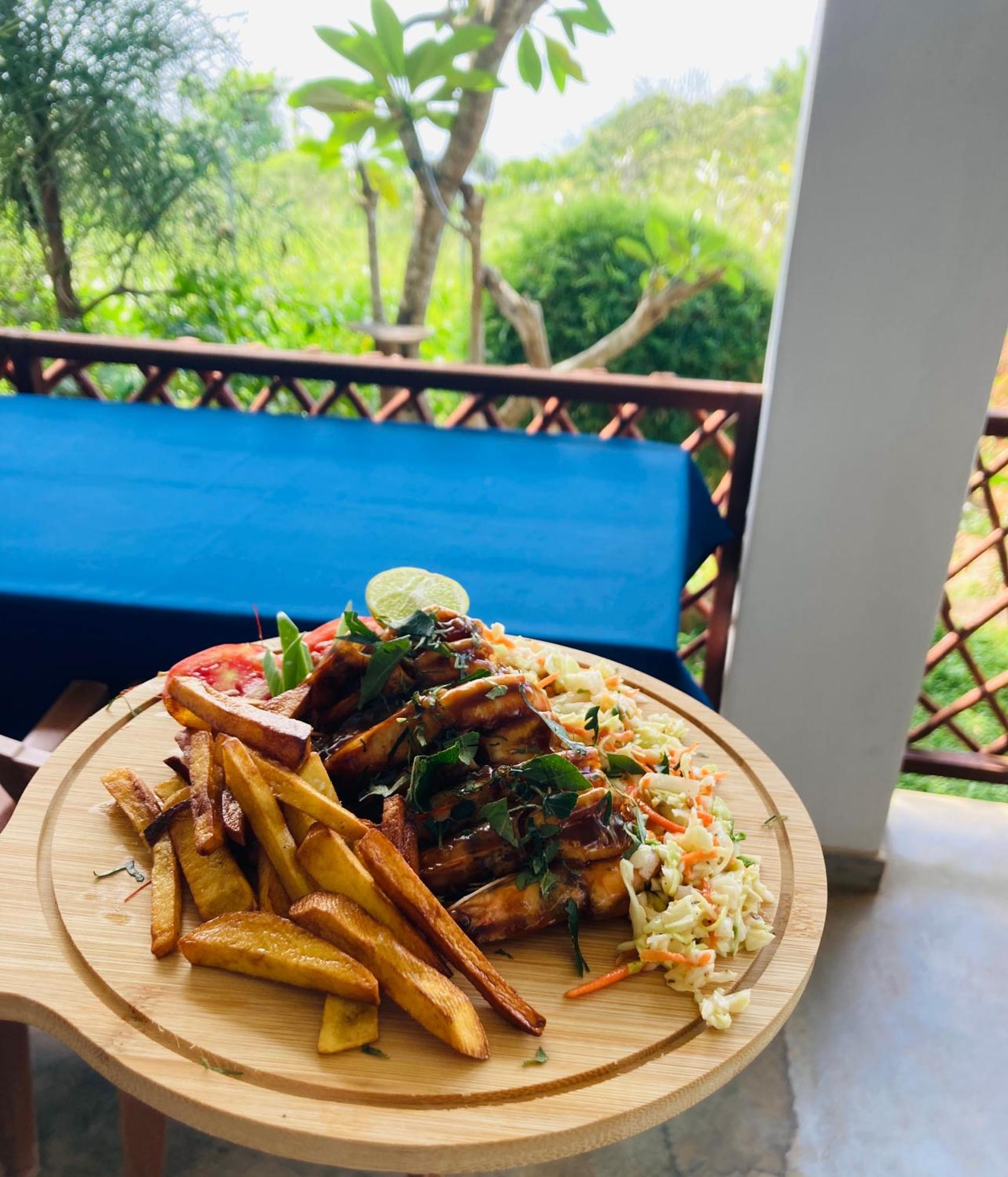 Jungle Beach Restaurant And Hotel-Jbr كالي المظهر الخارجي الصورة
