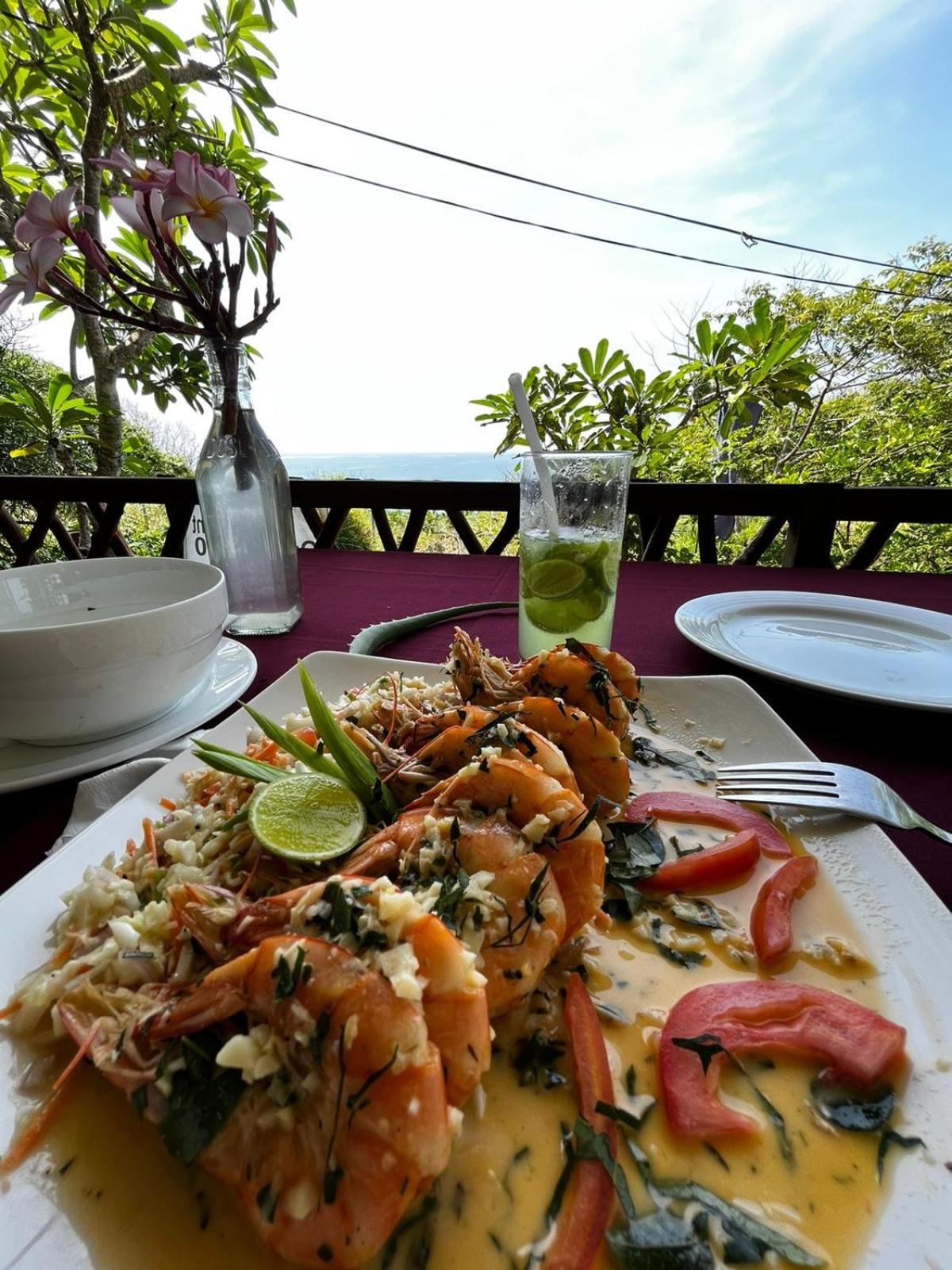 Jungle Beach Restaurant And Hotel-Jbr كالي المظهر الخارجي الصورة
